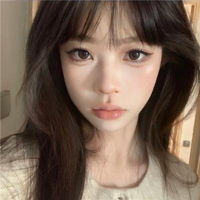 小鱼莉莉